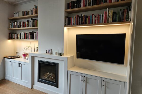 9d8d2e63-5061-4d5b-9733-a8b7e452ea9b